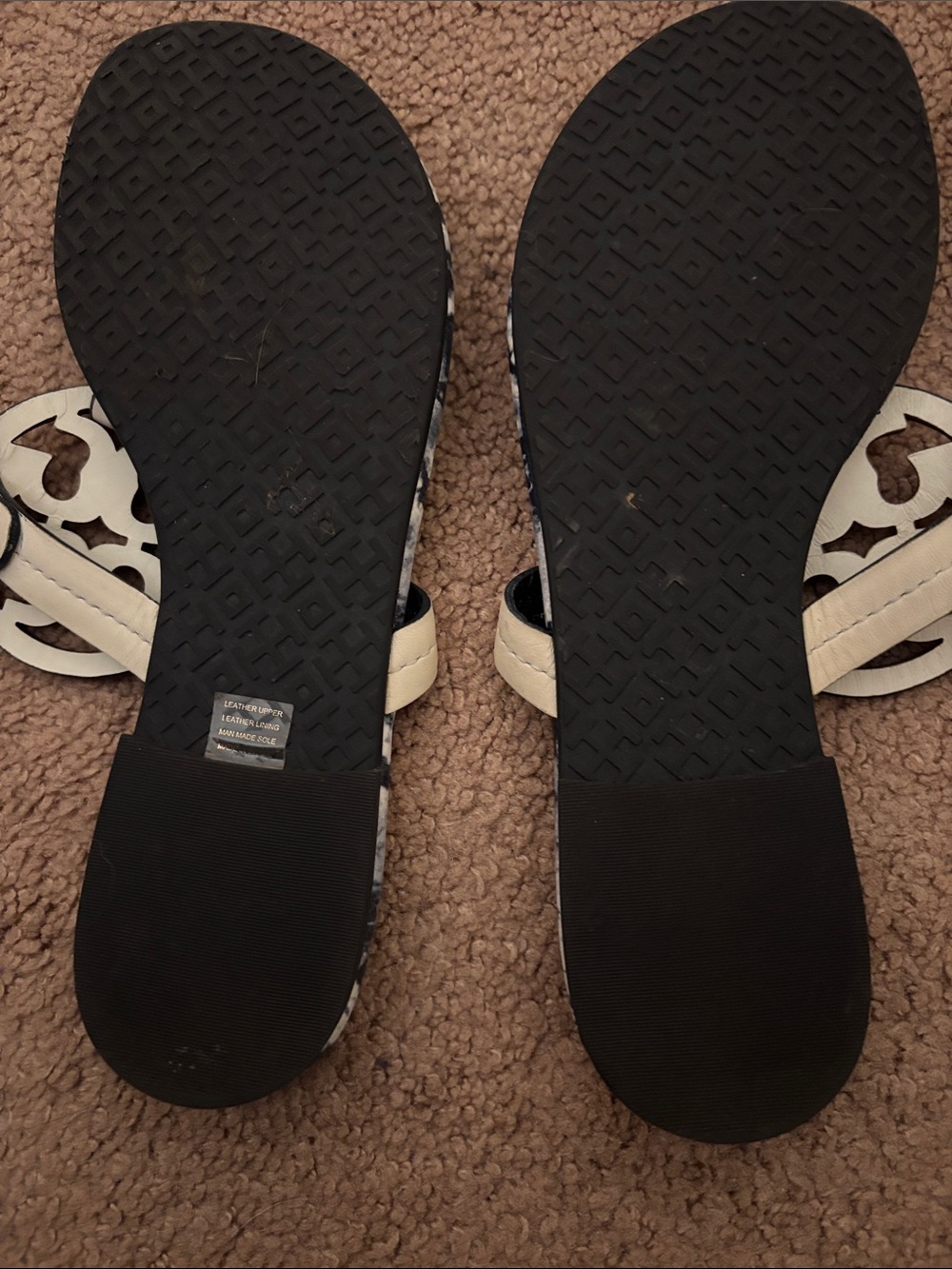 Tory Burch Tie-Dye Navy & White Logo Medallion Sandals - Picture 2 of 4